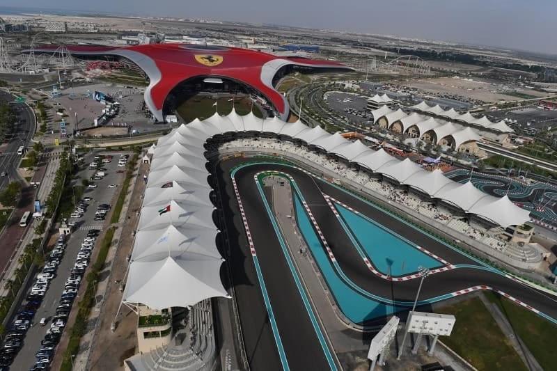 Appartement B8 Close To Formula 1 With Ferrari World View *